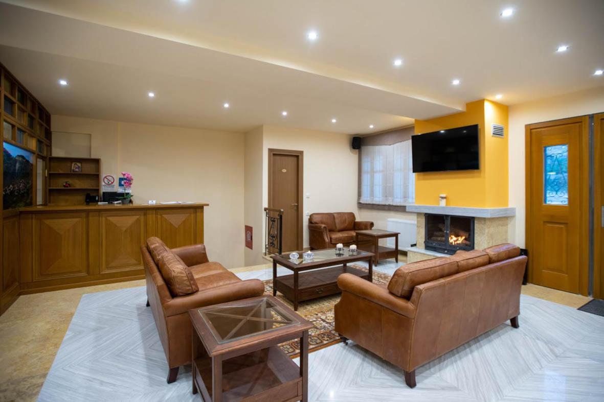 Rentinia Inn Rentina Ngoại thất bức ảnh