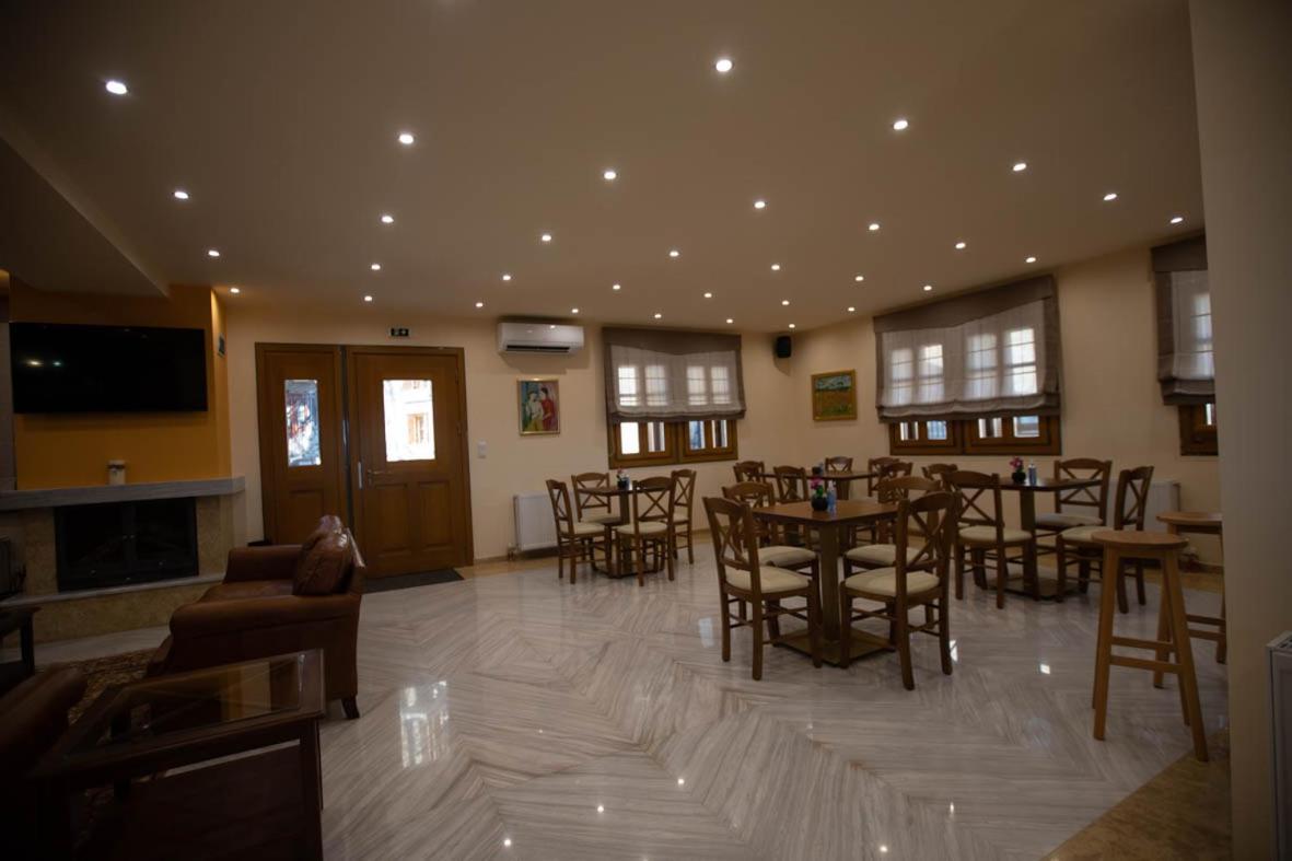 Rentinia Inn Rentina Ngoại thất bức ảnh