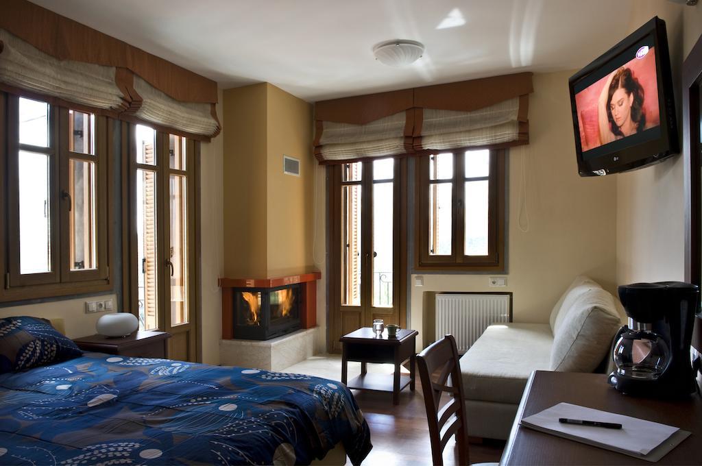 Rentinia Inn Rentina Phòng bức ảnh