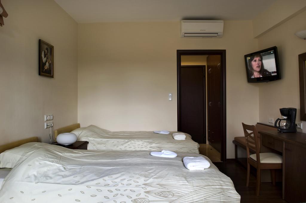 Rentinia Inn Rentina Ngoại thất bức ảnh